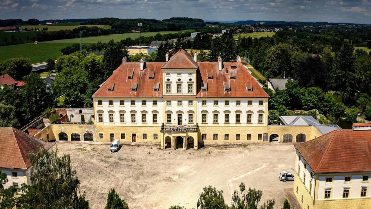 Innviertler Versailles Aurolzmunster Εξωτερικό φωτογραφία